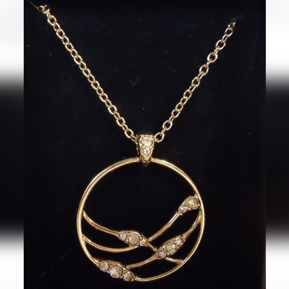 2013 AVON Organic Style Embellished Pendant Necklace Rhinestone Gold tone Sealed
